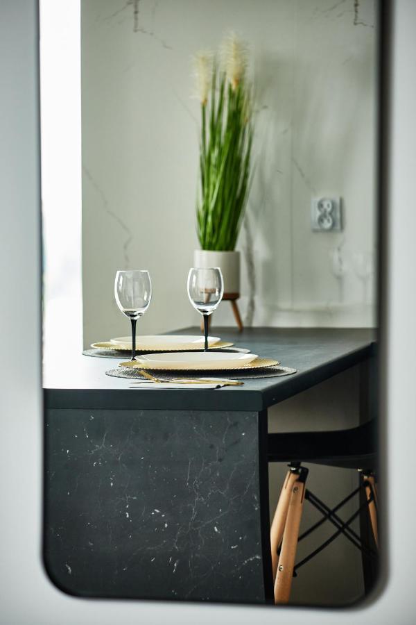 Apartament Prymasa Tysiąclecia 83A  Warszawa Zewnętrze zdjęcie